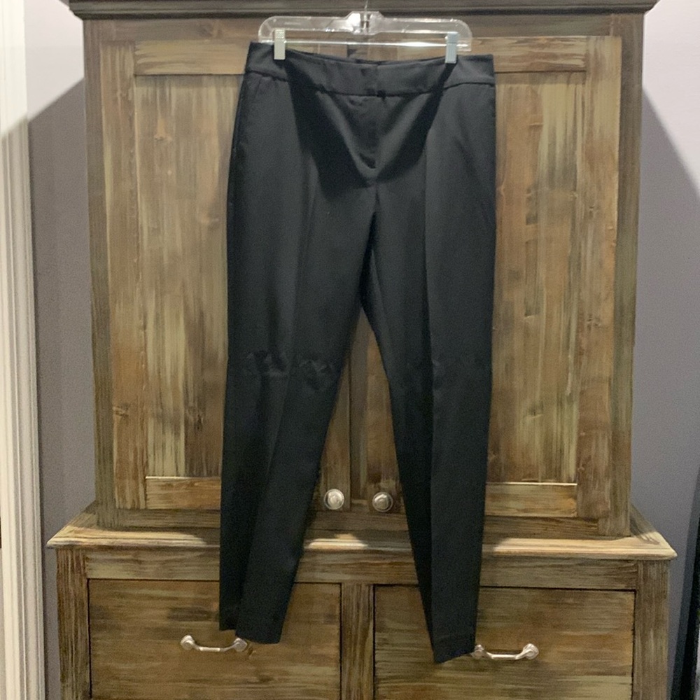 Ann Taylor Factory dress pants in black, Size 8
